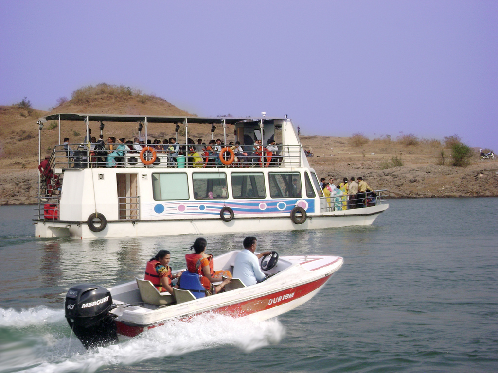 Bargi Dam Boating
